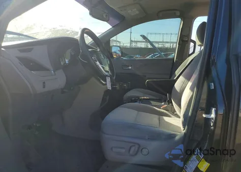 2016 Toyota Sienna Le from USA, damaged, VIN 5TDKK3DC2GS732050